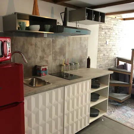 Apartmán Corvin Near Semmelweis And Heimpal *