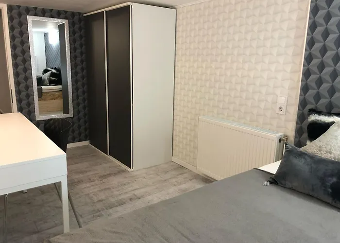 Corvin Near Semmelweis And Heimpal Apartamento Budapeste